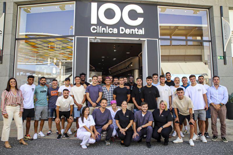 La U.D. Las Palmas visita IOC Clínica Dental | C.C. Alisios